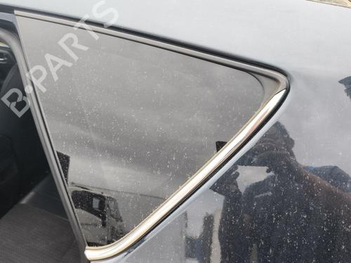 Panel rude bagtil venstre Panel rude bagtil venstre 38622730 38622730