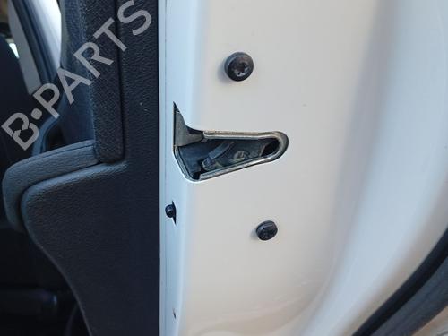 Højre bagtil lås Højre bagtil lås BMW X3 (F25) xDrive 20 d (184 hp) 34010324 34010324