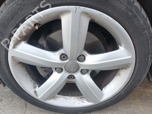 Used Left front steering knuckle Left front steering knuckle 39613940 39613940