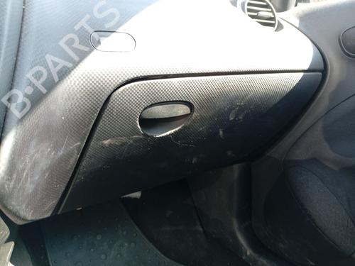 Used Glove box Glove box 37537802 37537802