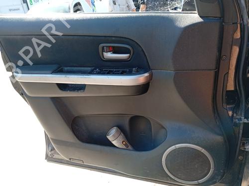 Garniture avant gauche Garniture avant gauche SUZUKI GRAND VITARA II (JT, TE, TD) 1.9 DDiS All-wheel Drive (JT419, TD44, JB419WD, JB419XD,... (129 hp) 36410344 36410344