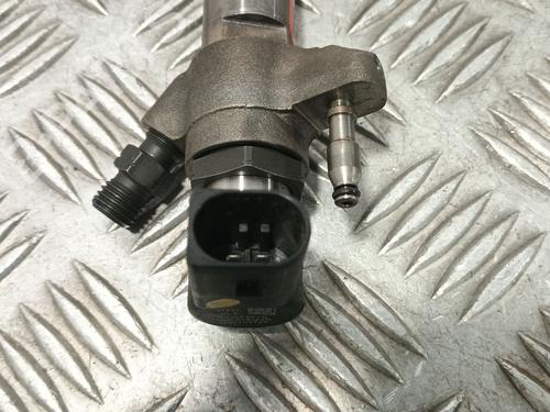 Injector FORD MONDEO III (B5Y) 2.0 16V TDDi / TDCi | BP28107417M100 