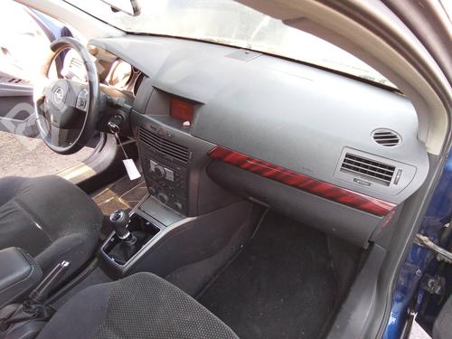Fuse box OPEL ASTRA H (A04) 1.7 CDTI (L48) | BP10186181E1 