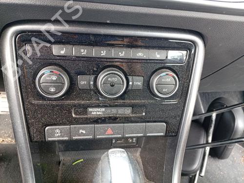 Used Climate control Climate control VW NEW BEETLE Convertible (1Y7) 1.9 TDI (105 hp) 40089045 40089045
