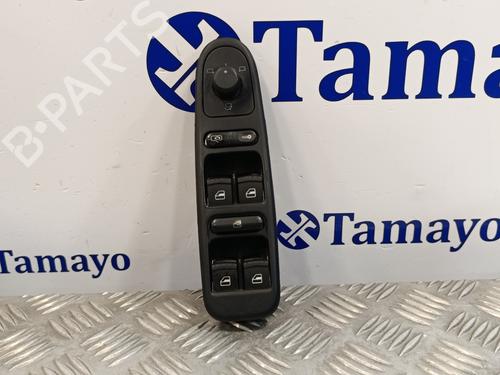 Fensterheberschalter links vorne für SEAT LEON (1M1) 1.9 TDI (110 hp) 17869215