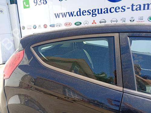 Used Rear right door window Rear right door window 38536257 38536257