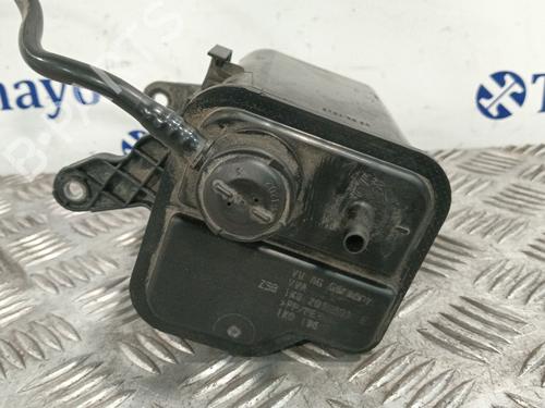 BP30498997O1 main image