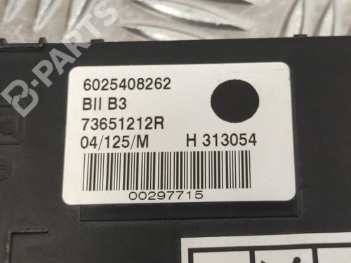 Fuse box RENAULT ESPACE III (JE0_)  | BP10162404E1 