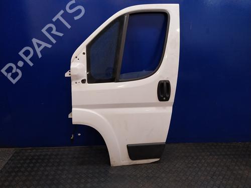 Used Left front door JAGUAR S-TYPE II (X200) 3.0 V6 (238 hp) 27192088