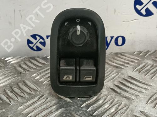 Used Left front window switch PEUGEOT 206 CC (2D) [2000-2008]  31044607