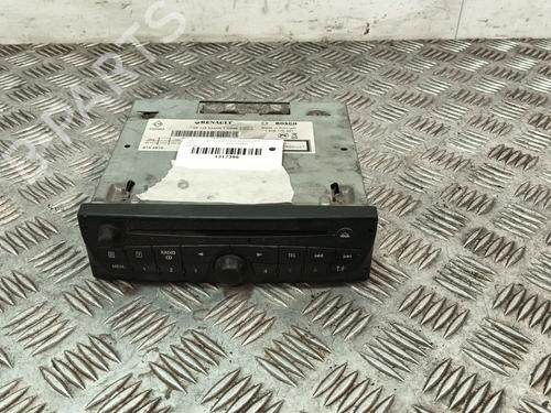 Used Radio Radio RENAULT MASTER III Van (FV) 2.3 dCi 145 FWD (FV0E, FV0F, FV0H, FV02, FV0M, FV0S,... (146 hp) 40089414 40089414