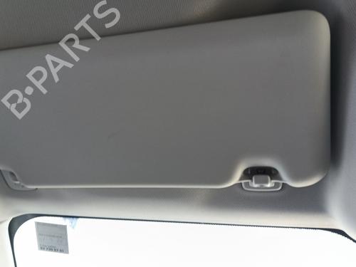 Pala sol esquerda Pala sol esquerda PEUGEOT 3008 II SUV (MC_, MR_, MJ_, M4_) 1.2 THP/ PureTech 130 (MRHNSM, MRHNSU, MRHNSJ, MRHNYW,... (131 hp) 34250927 34250927