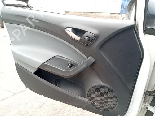 Used Front left panel Front left panel 37714542 37714542