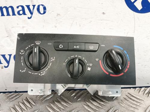 Used Climate control PEUGEOT EXPERT Tepee (VF3X_) 2.0 HDi 120 (120 hp) 29699125