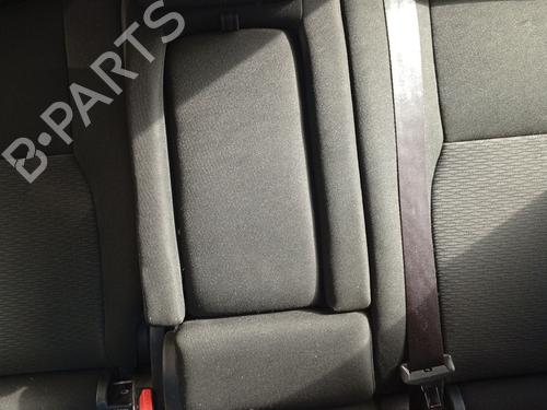 Sikkerhedssele bag midten Sikkerhedssele bag midten LAND ROVER DISCOVERY SPORT (L550) 2.0 D (150 hp) 36868942 36868942