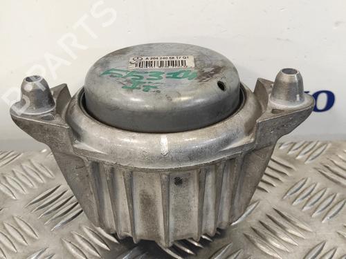 Used Engine mount MERCEDES-BENZ E-CLASS (W212) E 350 CDI (212.023) (265 hp) 13514201