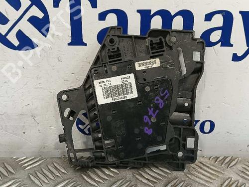 Sikringsdåse PEUGEOT 106 II (1A_, 1C_) 1.1 i (60 hp) 26568513