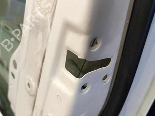 Right front door HYUNDAI SANTA FÉ II (CM)  | BP18031171C3 