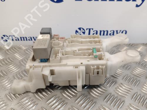 Used Fuse box TOYOTA RAV 4 III (_A3_) [2005-2014]  16070804