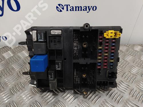 Fuse box JEEP GRAND CHEROKEE II (WJ, WG) 3.1 TD 4x4 4423690 | B-Parts