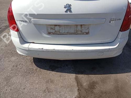 Used Rear bumper reinforcement Rear bumper reinforcement 36812779 36812779