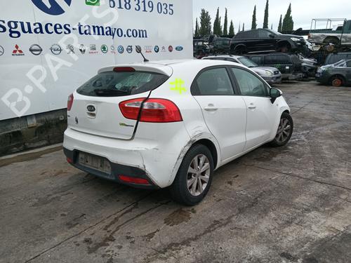 Dashboard KIA RIO III (UB) 1.4 CVVT | BP40180647C46  - Image 5