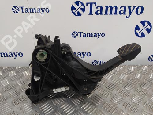 Clutch pedal SEAT LEON (5F1) 1.6 TDI (105 hp) 10862419