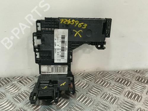fuse-box-peugeot-508-sw-i-8e_-2010-2011-2012-2013-2014-2015-2016-2017-2018-33963959 main image