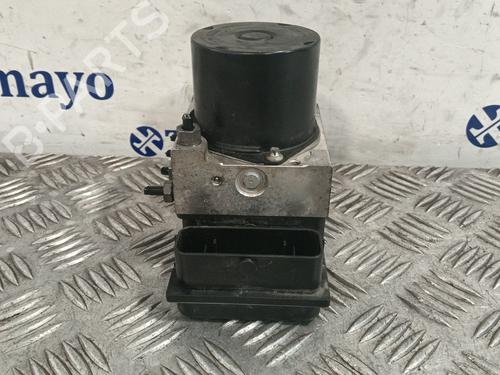 Used ABS pump VW POLO IV (9N_, 9A_) 1.4 16V (80 hp) 31696962