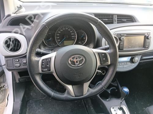 Right front window switch TOYOTA YARIS (_P13_) 1.5 Hybrid (NHP130_, NHP130) | BP35954397I26 - Image 10