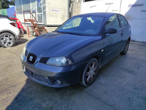 Left front fog light SEAT IBIZA III (6L1) 1.4 16V | BP20291565C30 