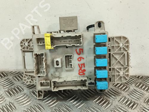 Used Fuse box Fuse box TOYOTA RAV 4 II (_A2_) [2000-2005] 36306699 36306699