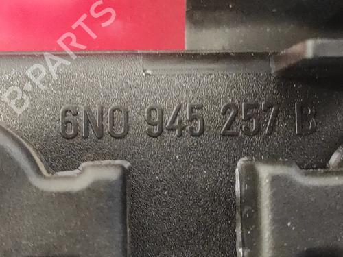 Left taillight VW POLO (6N2) 1.9 SDI | BP15555508C34 