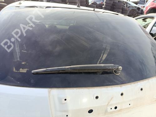 Bakre vindusviskerarm PEUGEOT 206 Hatchback (2A/C) 1.9 D (69 hp) 30053232