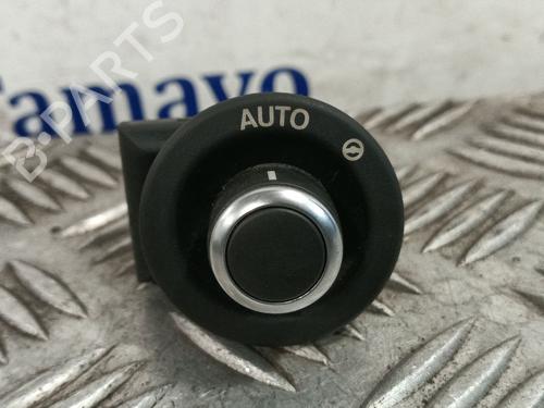 Used Switch JAGUAR XE (X760) 2.0 D (180 hp) 31083709