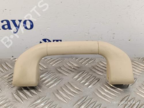 Used Front left interior door handle MERCEDES-BENZ E-CLASS (W212) E 350 CDI (212.023) (265 hp) 22354505