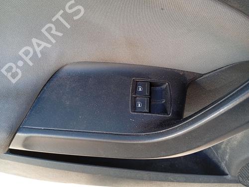Used Left front window switch Left front window switch RENAULT CLIO I (B/C57_, 5/357_) 1.2 (B/C/S577) (54 hp) 34396788 34396788