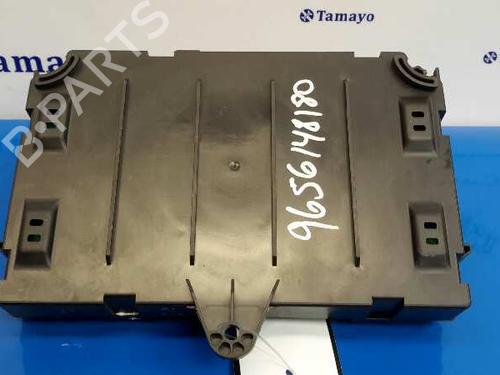 Fuse box PEUGEOT 407 SW (6E_, 6D_) 2.0 HDi 135 | BP5642816E1 