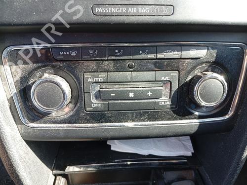 Used Climate control Climate control 38065786 38065786