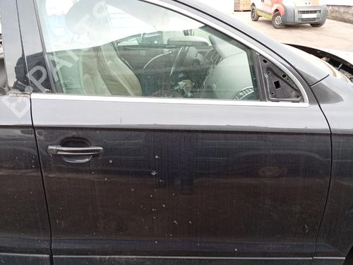 Used Right front door Right front door 38542584 38542584