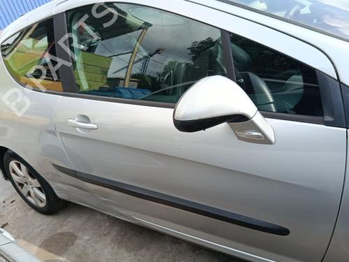 Used Right front door Right front door 38956691 38956691