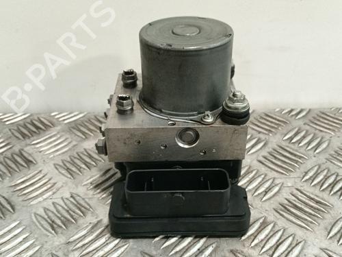 Used ABS pump ABS pump SEAT IBIZA IV (6J5, 6P1) 1.4 TDI (90 hp) 33814343 33814343
