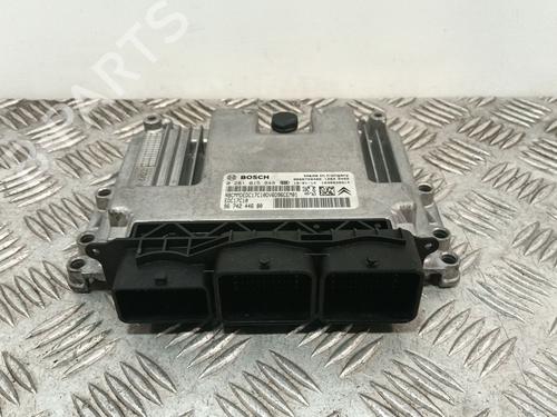 Used Engine control unit (ECU) Engine control unit (ECU) PEUGEOT 207 (WA_, WC_) 1.6 HDi (90 hp) 33290868 33290868