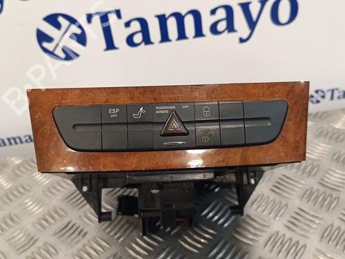 Used Warning switch MERCEDES-BENZ E-CLASS (W211) [2002-2009]  17077690