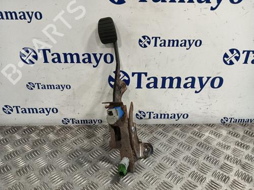 Used Clutch pedal RENAULT CLIO IV (BH_) [2012-2021]  32028219