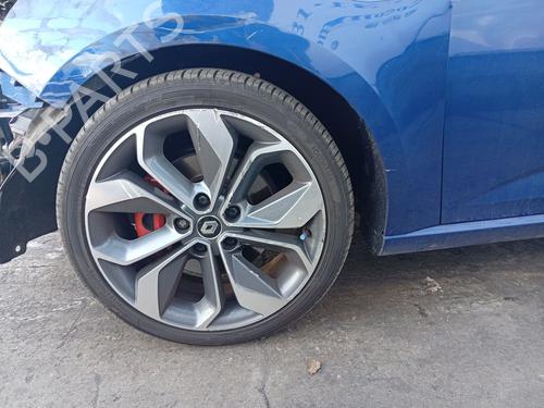 Used Left front shock absorber Left front shock absorber RENAULT MEGANE IV Hatchback (B9A/M/N_) 1.6 dCi 130 (B9A4) (130 hp) 33986900 33986900