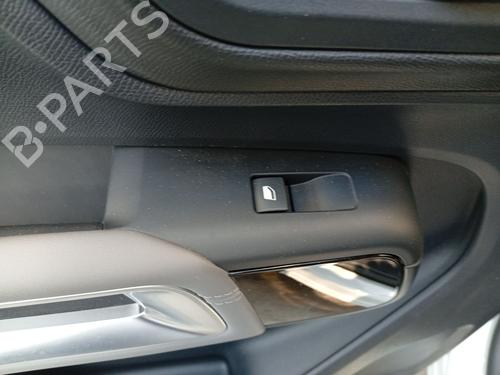 Venstre bagtil elrude kontakt Venstre bagtil elrude kontakt CITROËN C5 AIRCROSS (A_) 1.2 PureTech 130 (ARHNSJ) (131 hp) 37418247 37418247