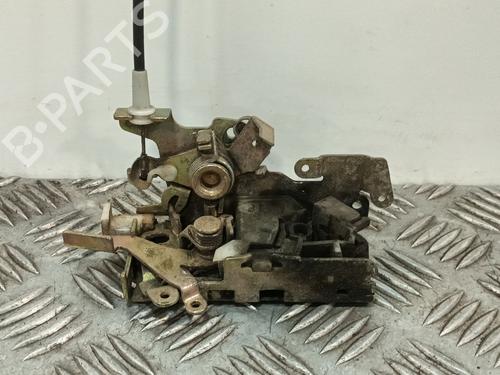 Høyre foran lås MERCEDES-BENZ VITO Van (W638) 110 CDI 2.2 (638.094) (102 hp) 33183072