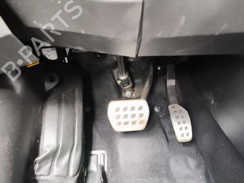 Used Break pedal Break pedal 39147956 39147956
