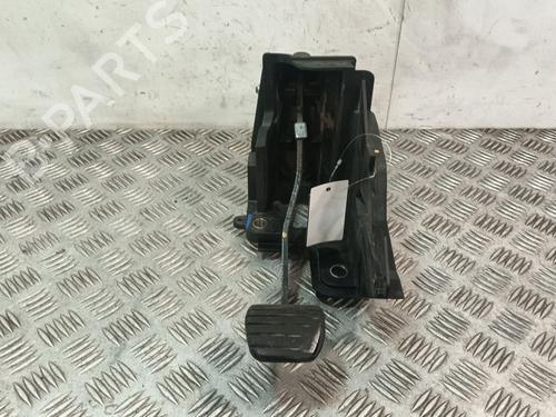 Used Break pedal Break pedal RENAULT MASTER III Van (FV) 2.3 dCi 145 FWD (FV0E, FV0F, FV0H, FV02, FV0M, FV0S,... (146 hp) 40089392 40089392